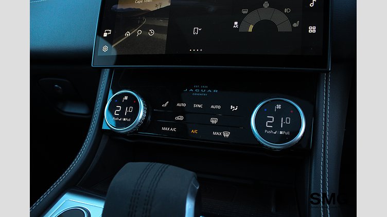 2024 Approved Jaguar F-Pace Eiger Grey AWD D200 SE R-Dynamic