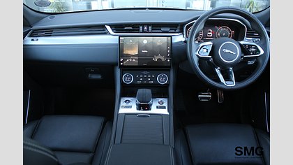 F-Pace 5