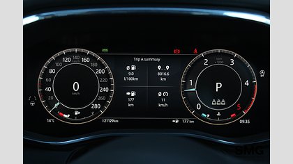 F-Pace 11