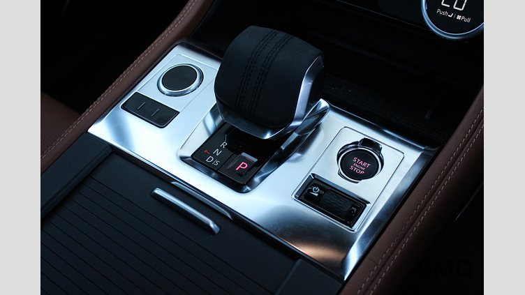 2024 Approved Jaguar F-Pace Carpathian Grey AWD D200 SE - R-Dynamic