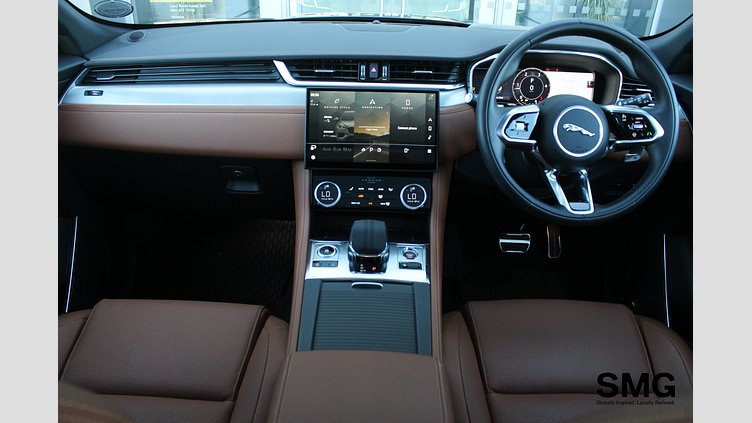 2024 Approved Jaguar F-Pace Carpathian Grey AWD D200 SE - R-Dynamic
