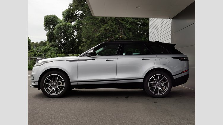 2024 認定中古車 Land Rover Range Rover Velar ハクバシルバー P400eプラグインハイブリッド（ガソリン） Dynamic HSE