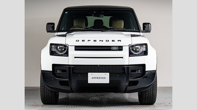 2025 認定中古車 Land Rover Defender 90 フジホワイト D350 ディーゼルマイルドハイブリッド X-Dynamic HSE