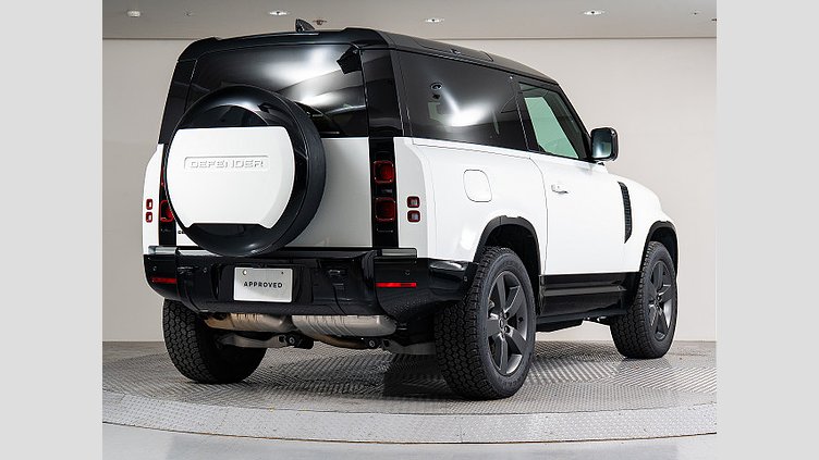 2025 認定中古車 Land Rover Defender 90 フジホワイト D350 ディーゼルマイルドハイブリッド X-Dynamic HSE