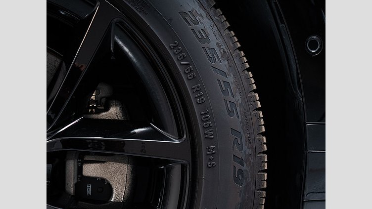 2024 認定中古車 Land Rover Range Rover Evoque サントリーニブラック D200マイルドハイブリッド（ディーゼル） Standard Wheelbase S