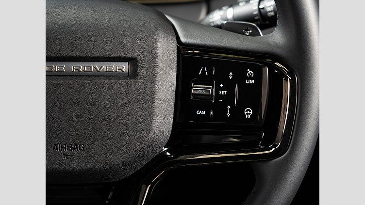 2024 認定中古車 Land Rover Range Rover Evoque サントリーニブラック D200マイルドハイブリッド（ディーゼル） Standard Wheelbase S