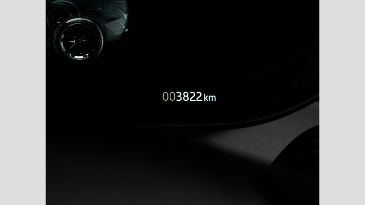 2025 認定中古車 Land Rover Range Rover Sport サントリーニブラック P550eプラグインハイブリッド（ガソリン） スタンダードホイールベース Dynamic SE