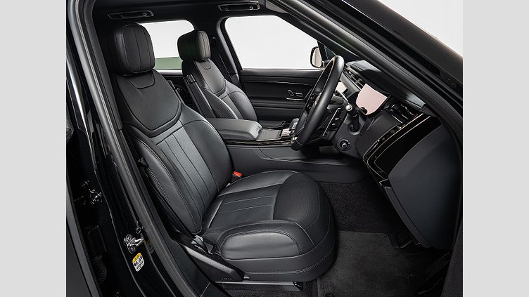 2025 認定中古車 Land Rover Range Rover Sport サントリーニブラック P550eプラグインハイブリッド（ガソリン） スタンダードホイールベース Dynamic SE