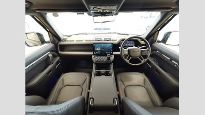 Defender 110 3