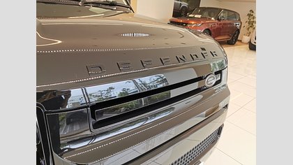 Defender 110 34