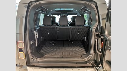 Defender 110 14