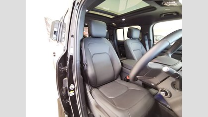 Defender 110 16