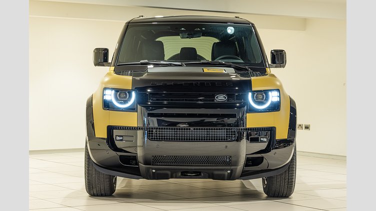 2025 New Land Rover Defender 110 Deep Sandglow Yellow AWD 3.0 Trophy Edition 1 350PS