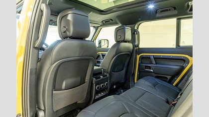 Defender 110 4