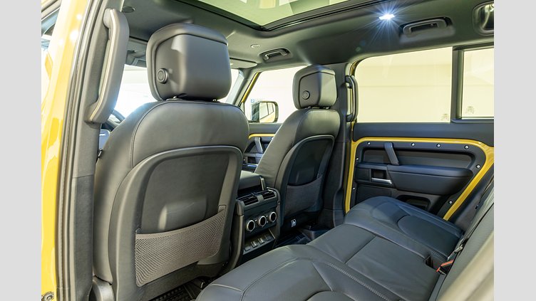 2025 New Land Rover Defender 110 Deep Sandglow Yellow AWD 3.0 Trophy Edition 1 350PS
