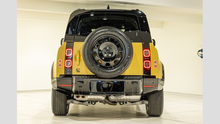 2025 New Land Rover Defender 110 Deep Sandglow Yellow AWD 3.0 Trophy Edition 1 350PS