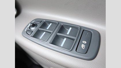 XE 44