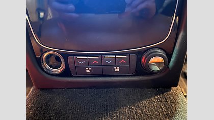 XJ 33