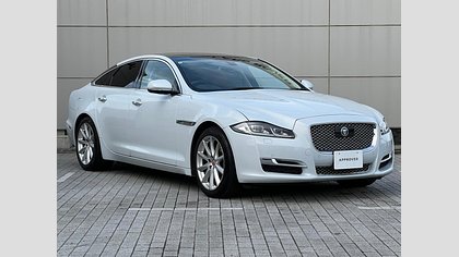 XJ 32