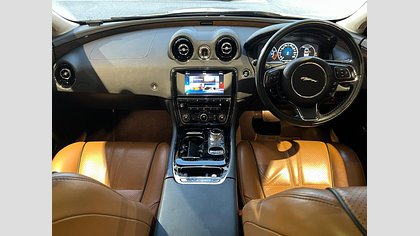 XJ 4