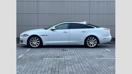 XJ 7