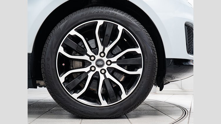 2022 認定中古車 Land Rover Range Rover Sport ユーロンホワイト INGENIUM 3.0L 6気筒ディーゼル MHEV 300PS HSE 3.0L MHEV