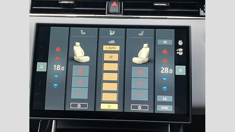 2025 認定中古車 Land Rover Range Rover Evoque オストゥーニパールホワイト プラグインハイブリッド（ガソリン） SWB DYNAMIC SE