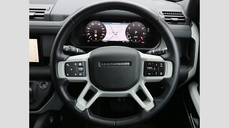 2023 認定中古車 Land Rover Defender 110 カルパチアングレイ P300 AWD（AT） SE
