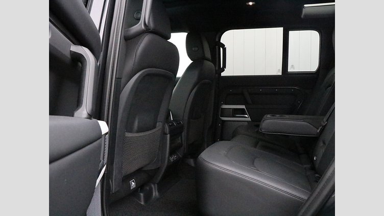 2023 認定中古車 Land Rover Defender 110 カルパチアングレイ P300 AWD（AT） SE