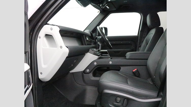 2023 認定中古車 Land Rover Defender 110 カルパチアングレイ P300 AWD（AT） SE