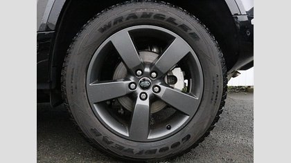 Defender 110 8