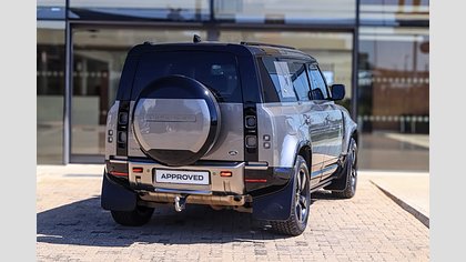 Defender 110 5