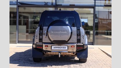 Defender 110 9