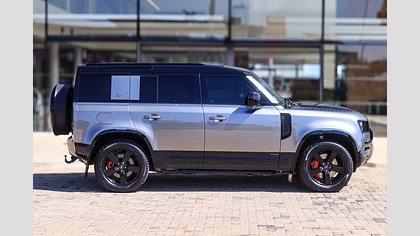 Defender 110 4