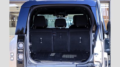 Defender 110 7