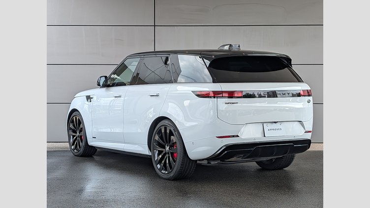 2023 認定中古車 Land Rover Range Rover Sport フジホワイト 3.0リッター6気筒300PSターボチャージドディーゼルMHEV（オートマチック） AUTOBIOGRAPHY