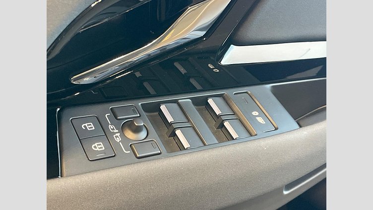 2023 認定中古車 Land Rover Range Rover Evoque カルパチアングレイ D200マイルドハイブリッド（ディーゼル） スタンダードホイールベース S