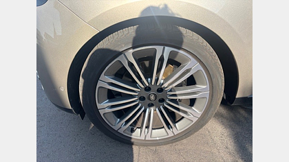 Range Rover 1