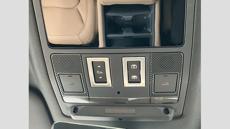 2025 認定中古車 Land Rover Defender 90 サントリーニブラック D350 ディーゼルマイルドハイブリッド X-Dynamic HSE
