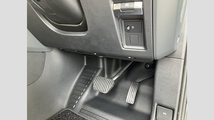 Defender 90 13