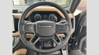 Defender 90 14