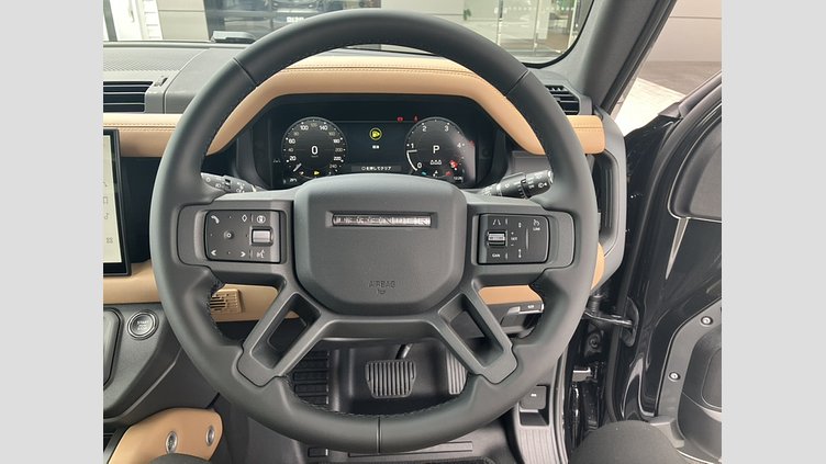 2025 認定中古車 Land Rover Defender 90 サントリーニブラック D350 ディーゼルマイルドハイブリッド X-Dynamic HSE