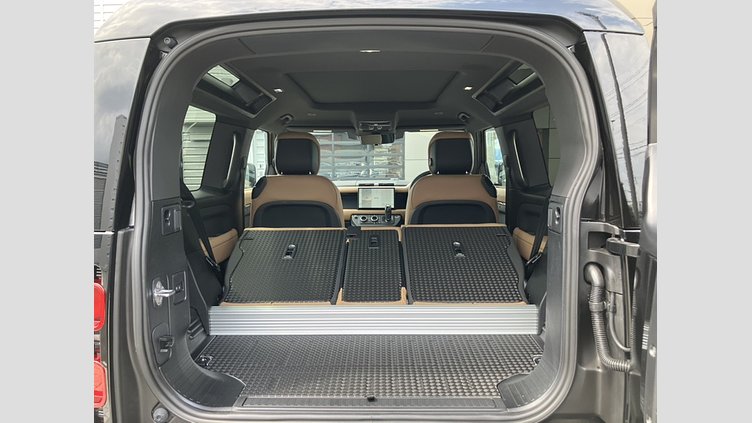 2025 認定中古車 Land Rover Defender 90 サントリーニブラック D350 ディーゼルマイルドハイブリッド X-Dynamic HSE