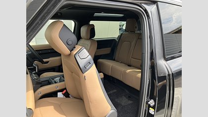 Defender 90 2