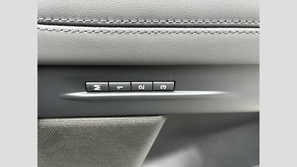 Range Rover Evoque 25