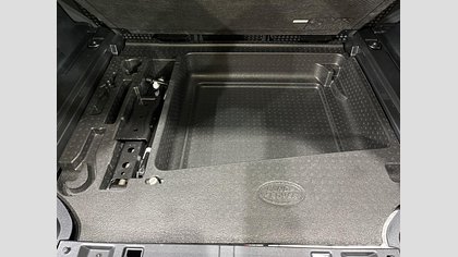 Defender 110 32