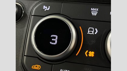 Defender 110 31