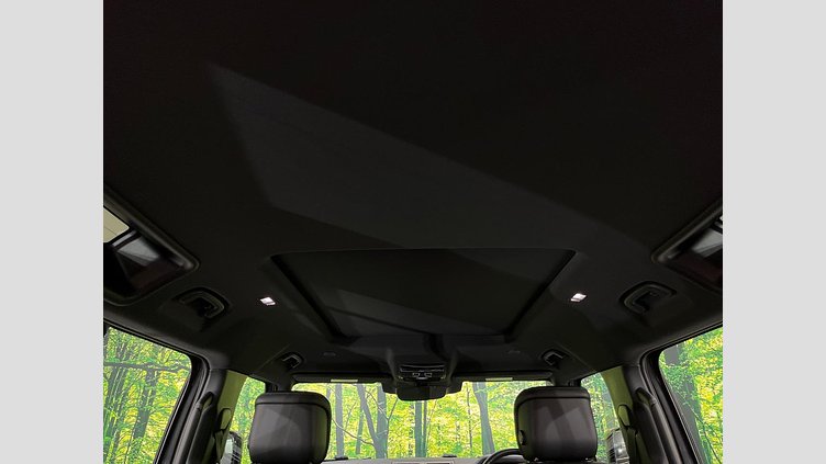 2023 認定中古車 Land Rover Defender 110 カルパチアングレイ D300 AWD（AT） X-DYNAMIC HSE