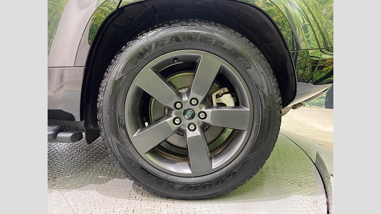 2023 認定中古車 Land Rover Defender 110 カルパチアングレイ D300 AWD（AT） X-DYNAMIC HSE