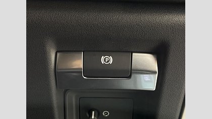 Defender 110 51